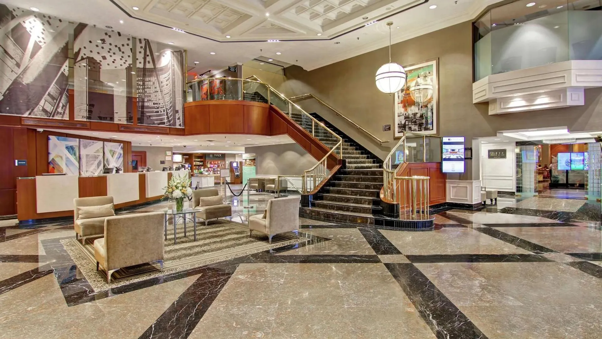 Hotel Doubletree By Hilton Toronto Downtown