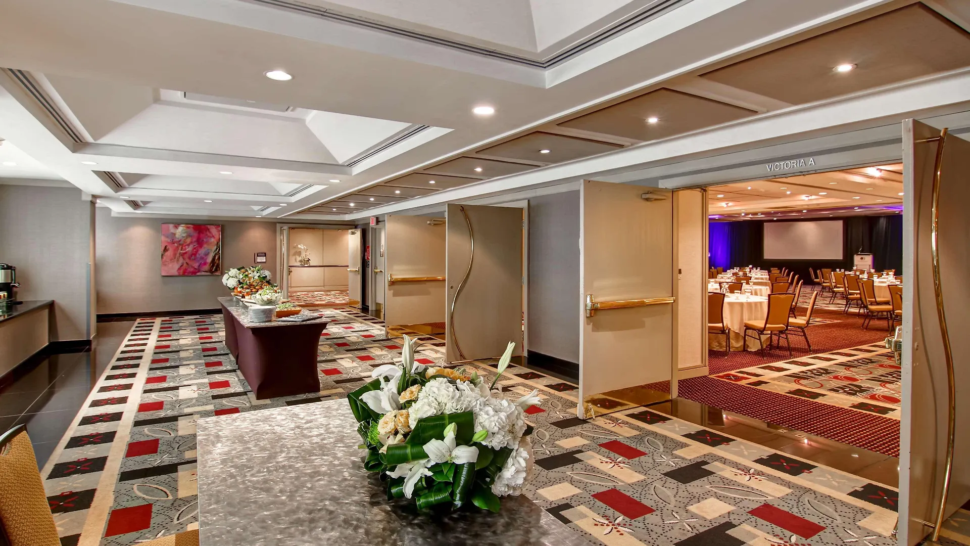 Hotel Doubletree By Hilton Toronto Downtown